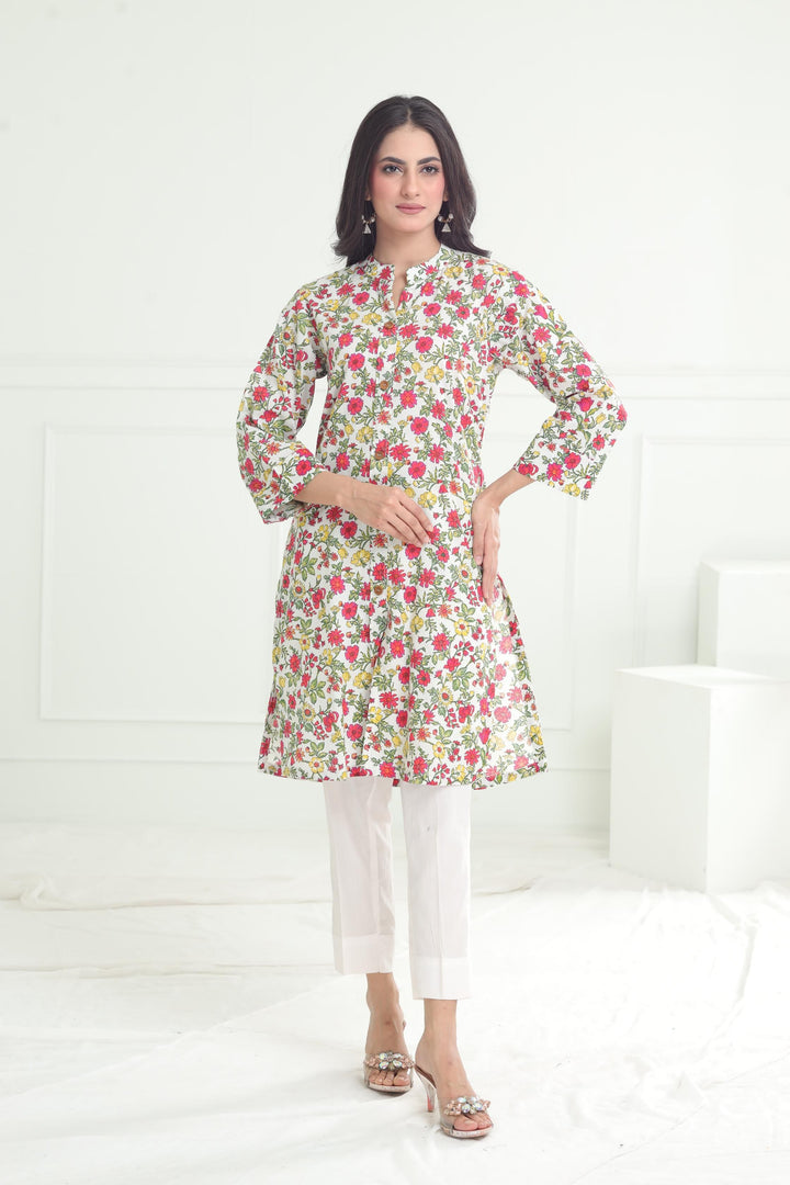 Khaddar White Kurti - Limelight