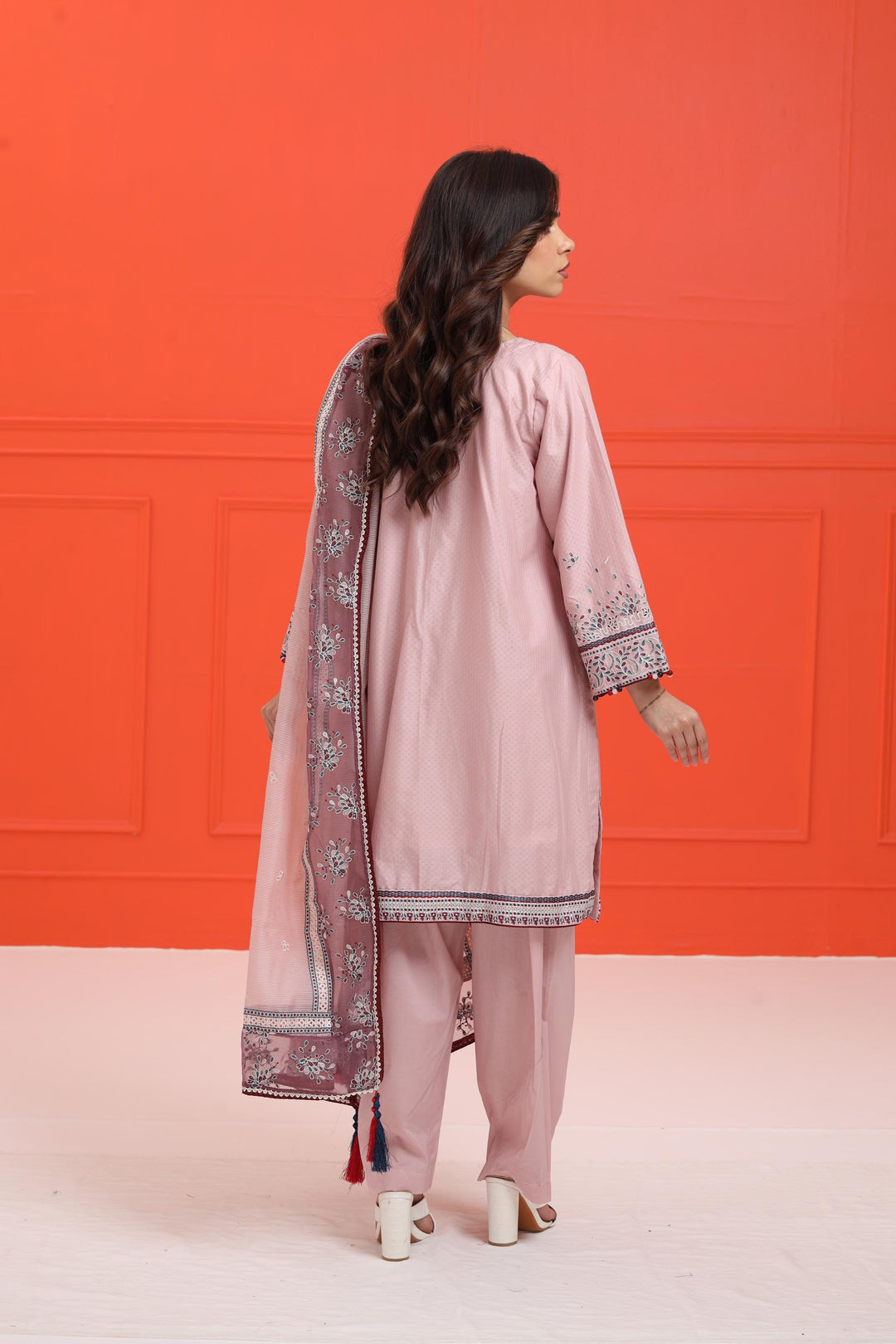 Design 6 - Jazmin Summer Exclusive Stitched