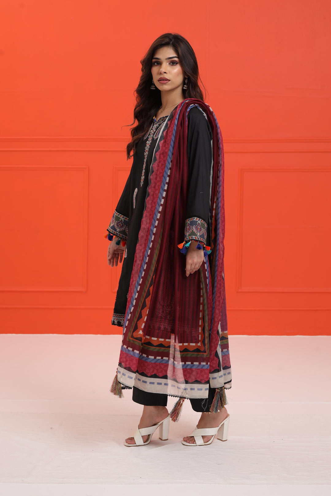 Design 10 - Jazmin Summer Exclusive Stitched
