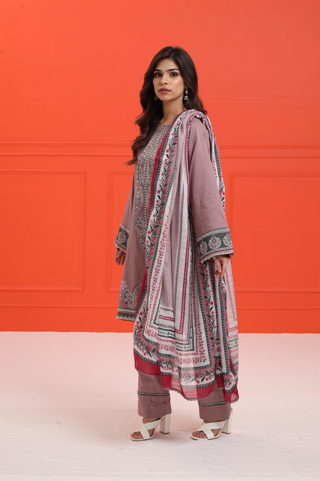 Design 14 - Jazmin Summer Exclusive Stitched