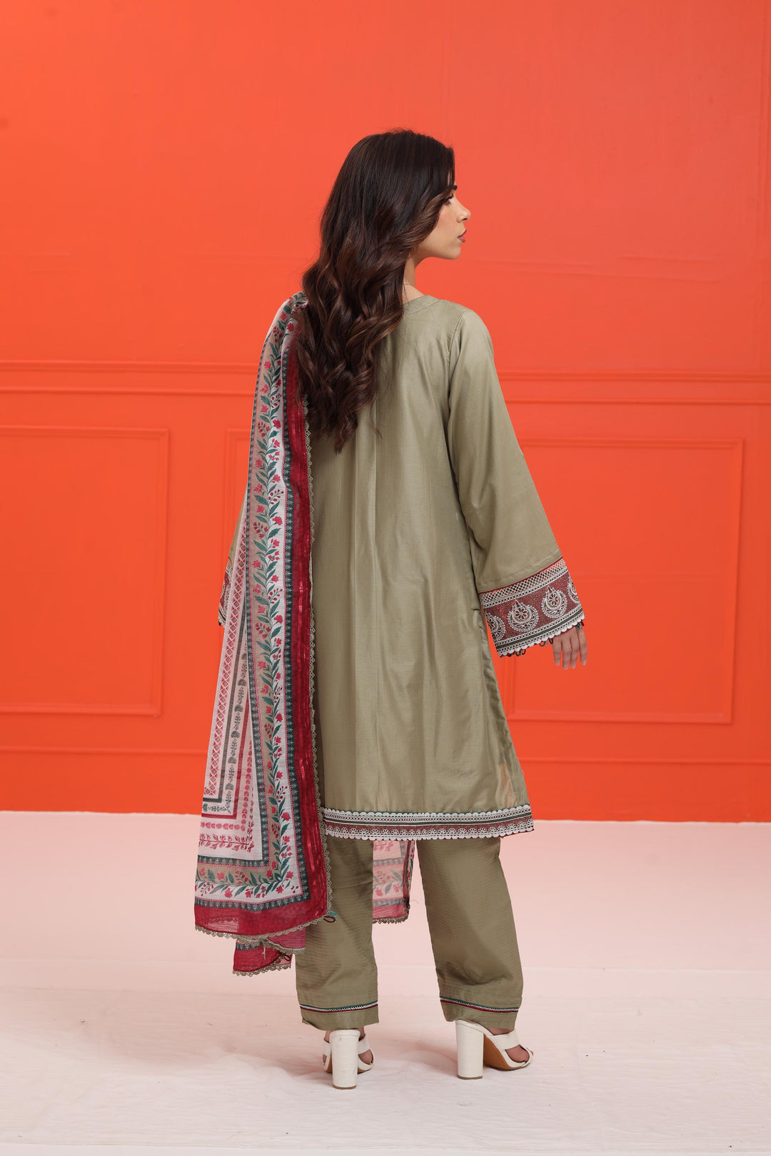 Design 15 - Jazmin Summer Exclusive Stitched