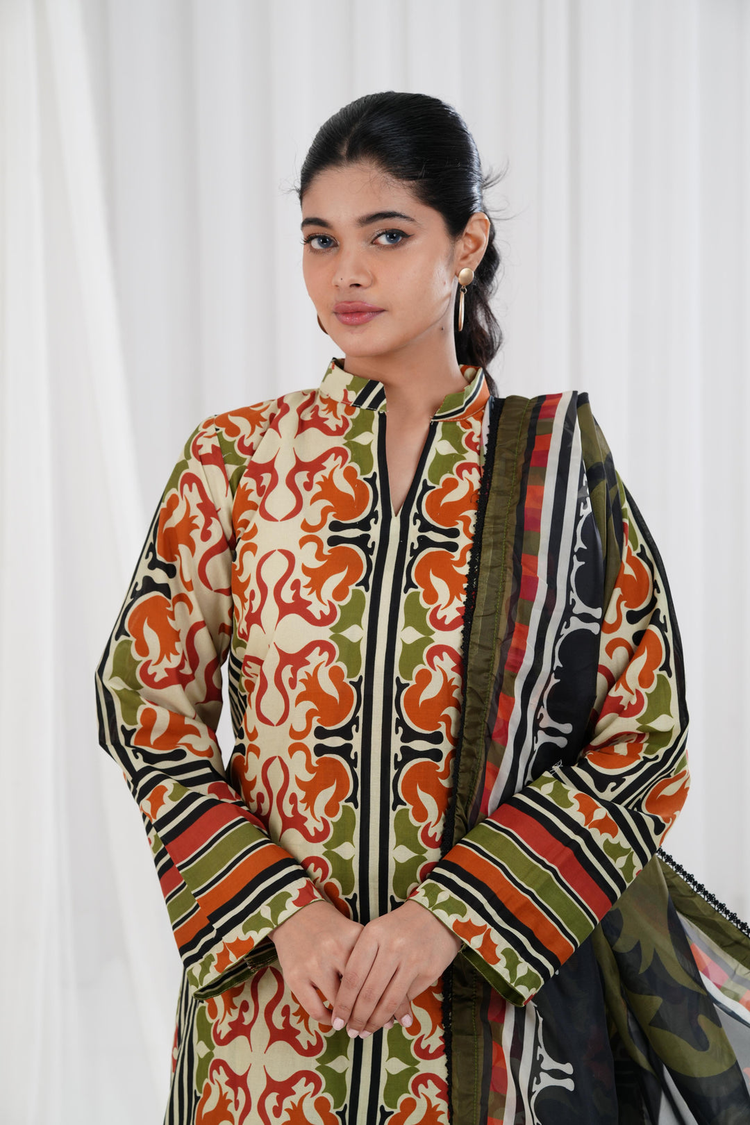 Digital Printed Lawn Multi Stitched Suit - Jazmin