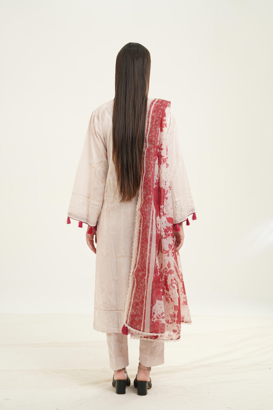 Embroidered Lawn Ivory Stitched Suit - Jazmin