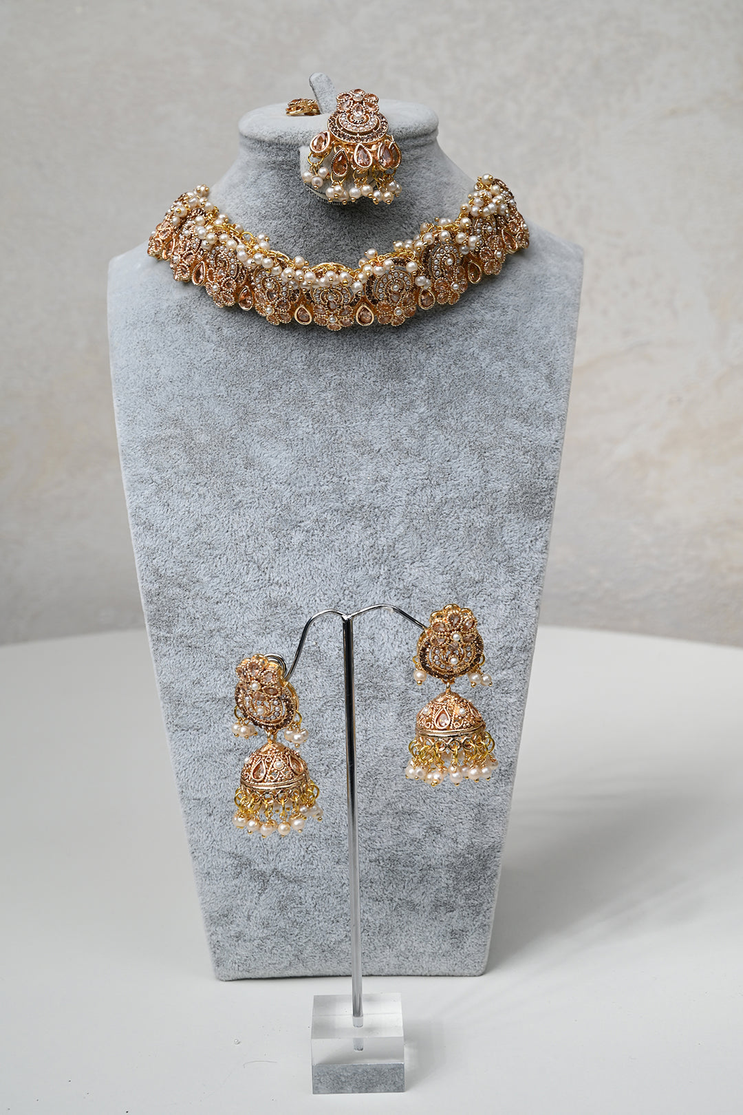 Golden Pearl Choker Jewelry Set