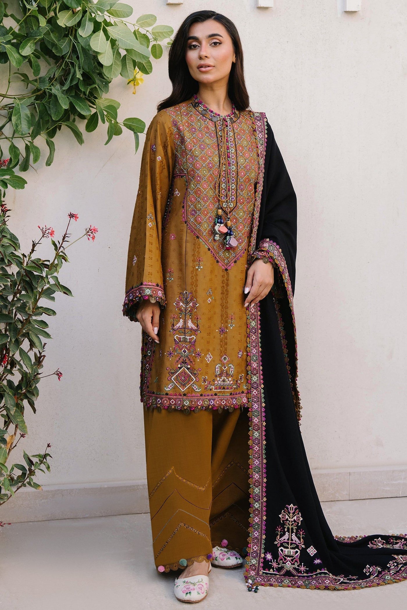 Gulzar - Winter Stitched - Zaha by Khadijah Shah
