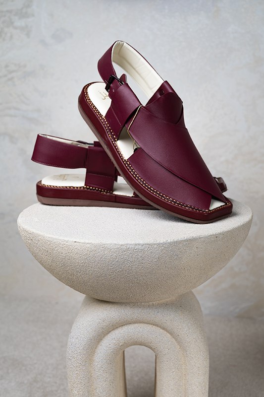 Peshawari Chappal - Maroon - Jiah