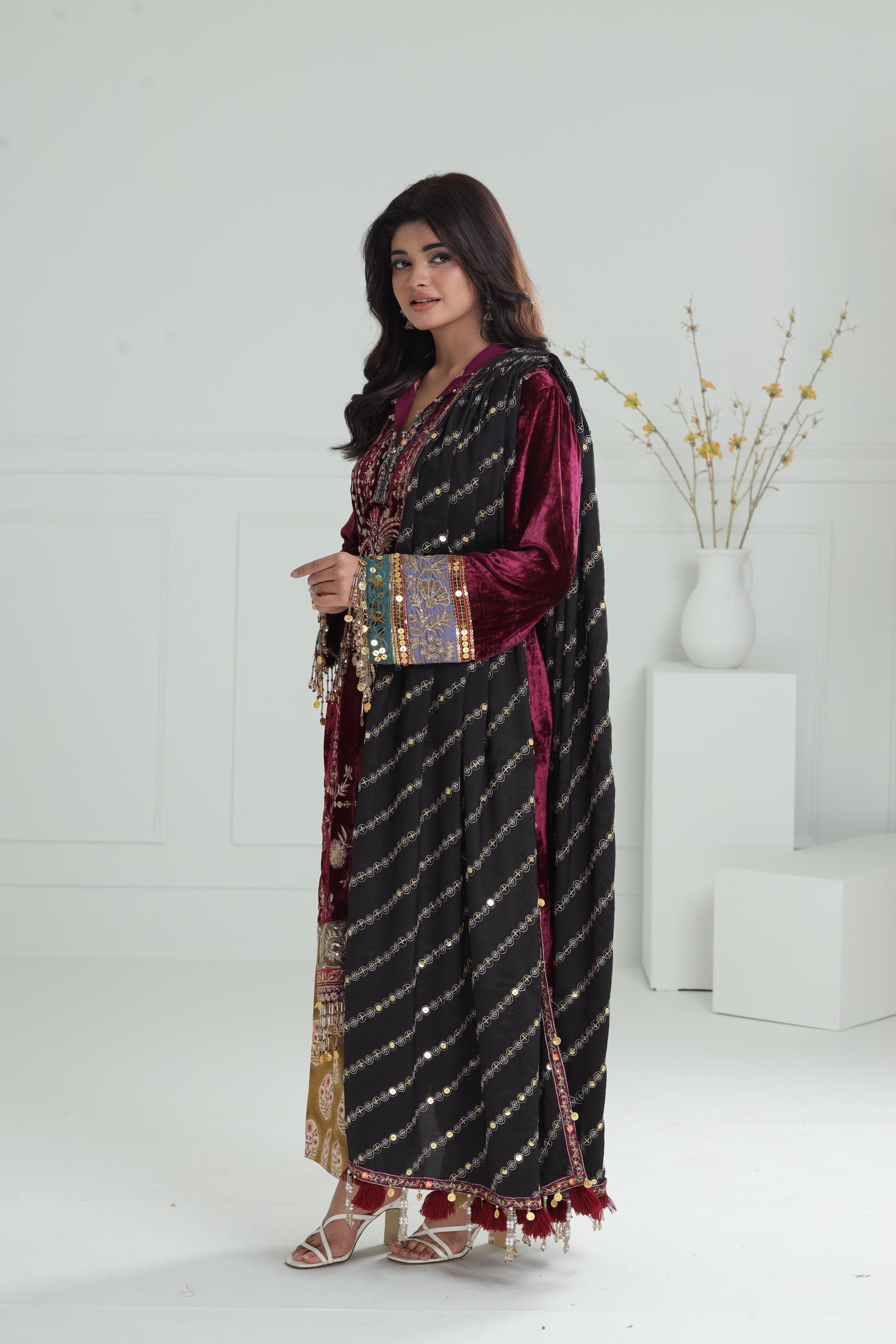 Design 2 - Sana Safinaz Velvet Luxury Stitched Collection – Janan