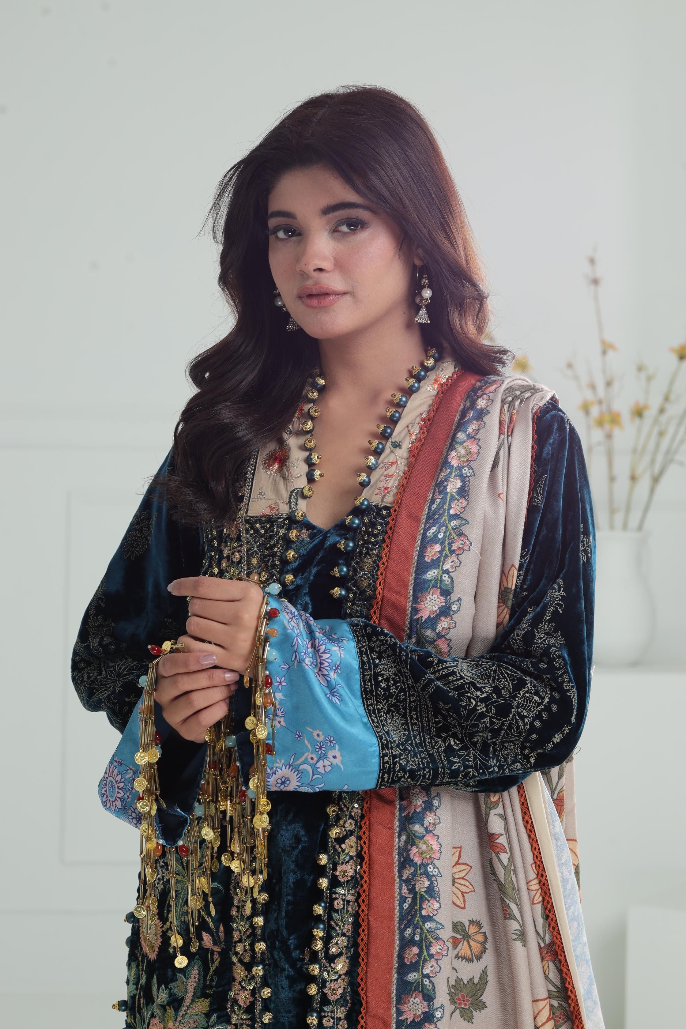 Design 3 - Sana Safinaz Velvet Luxury Stitched Collection – Janan
