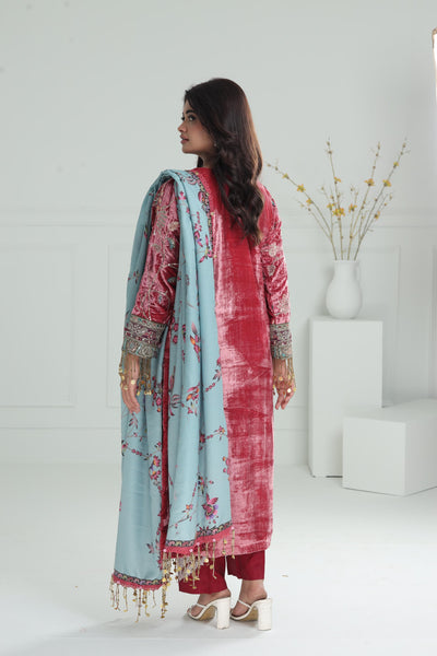 Design 5 - Sana Safinaz Velvet Luxury Stitched Collection