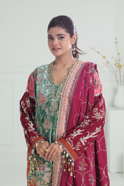 Design 6 - Sana Safinaz Velvet Luxury Stitched Collection