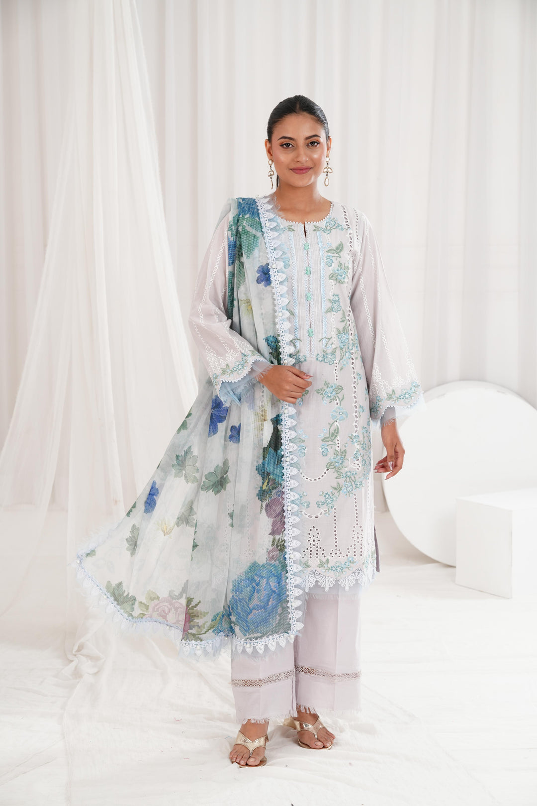 Design 2B - Sobia Nazir Vital Lawn Stitched