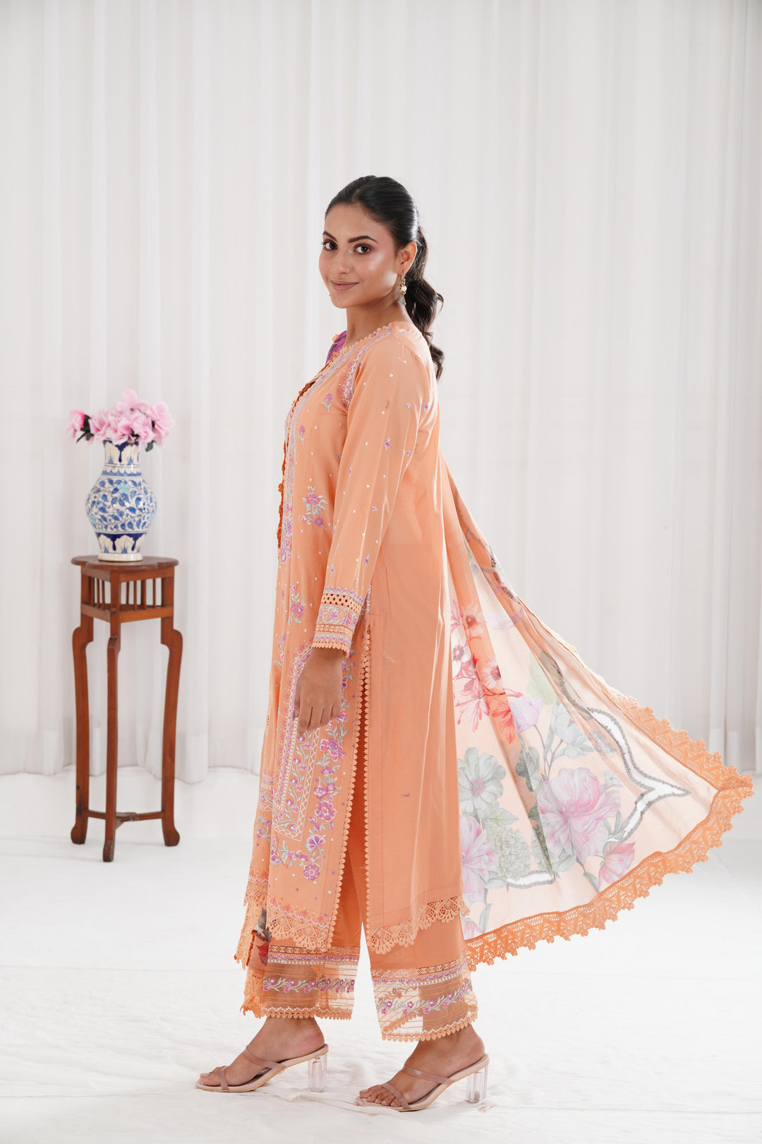 Design 7A - Sobia Nazir Vital Lawn Stitched