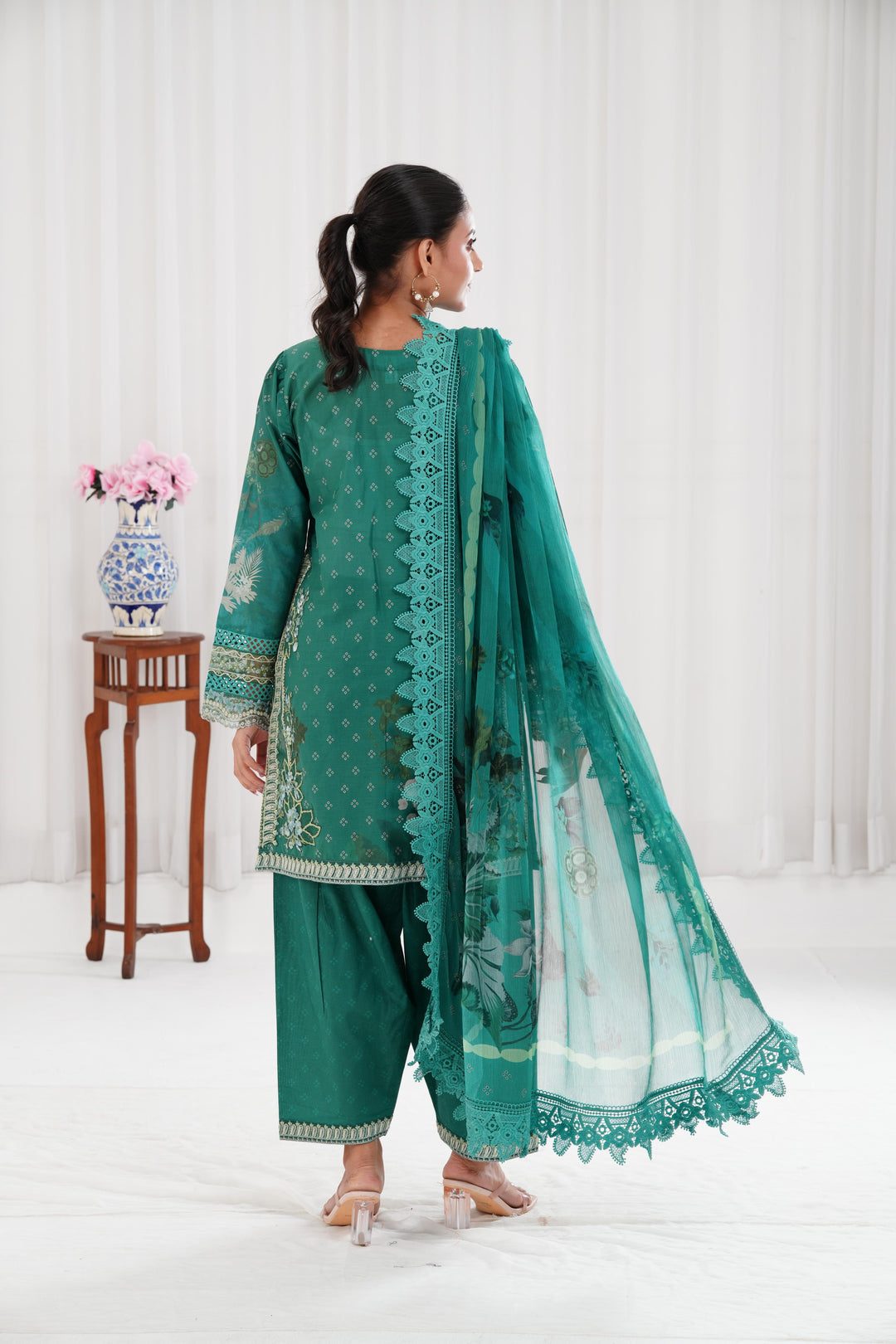 Design 9B - Sobia Nazir Vital Lawn Stitched