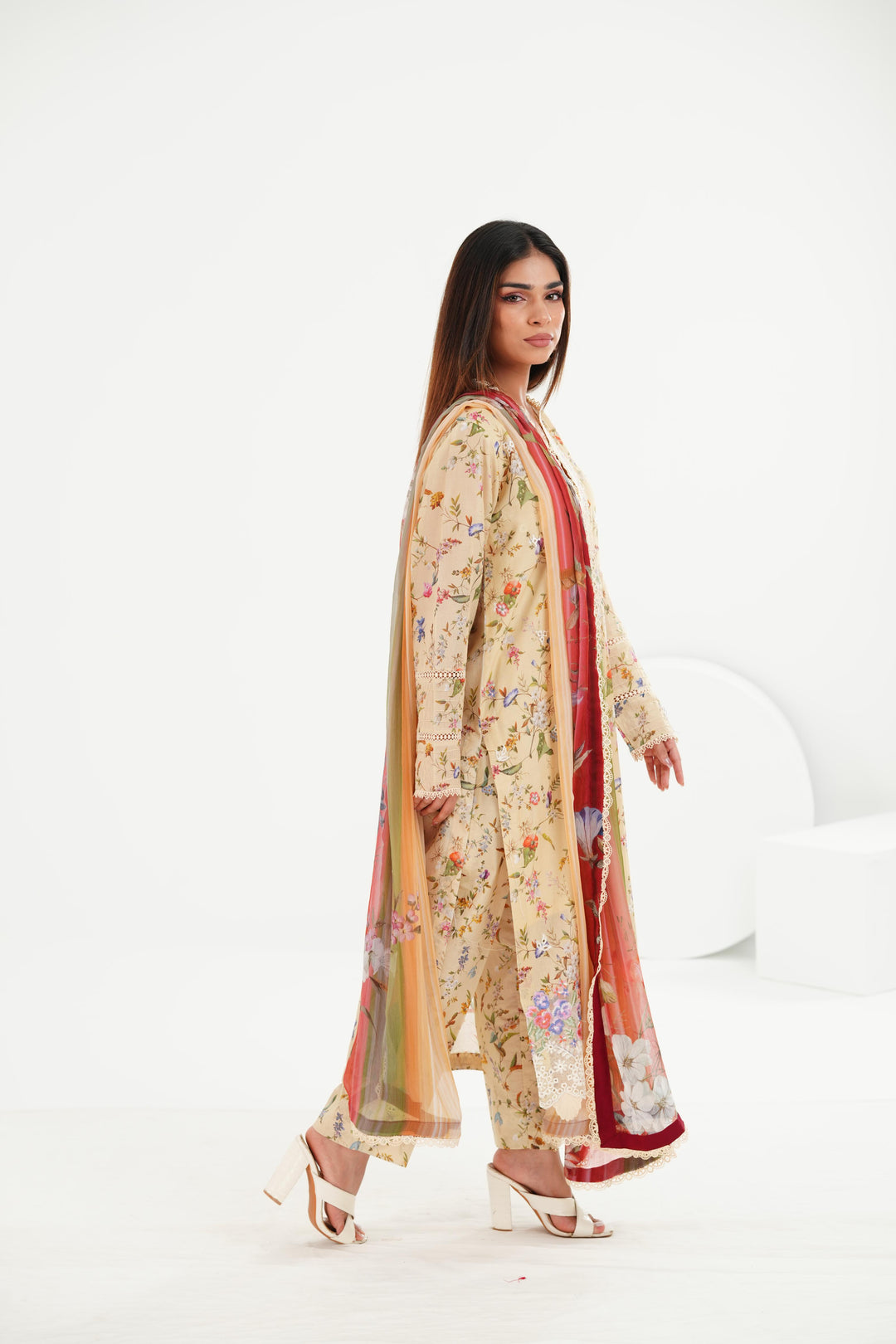 Design 3A - Sobia Nazir Vital Vol 2 Stitched