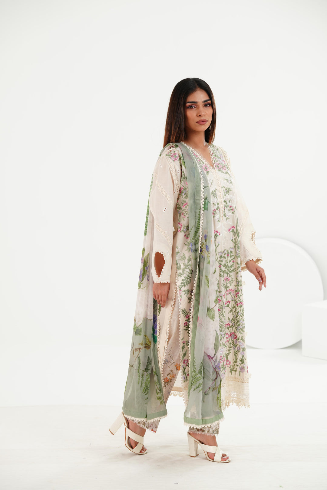 Design 9A - Sobia Nazir Vital Vol 2 Stitched