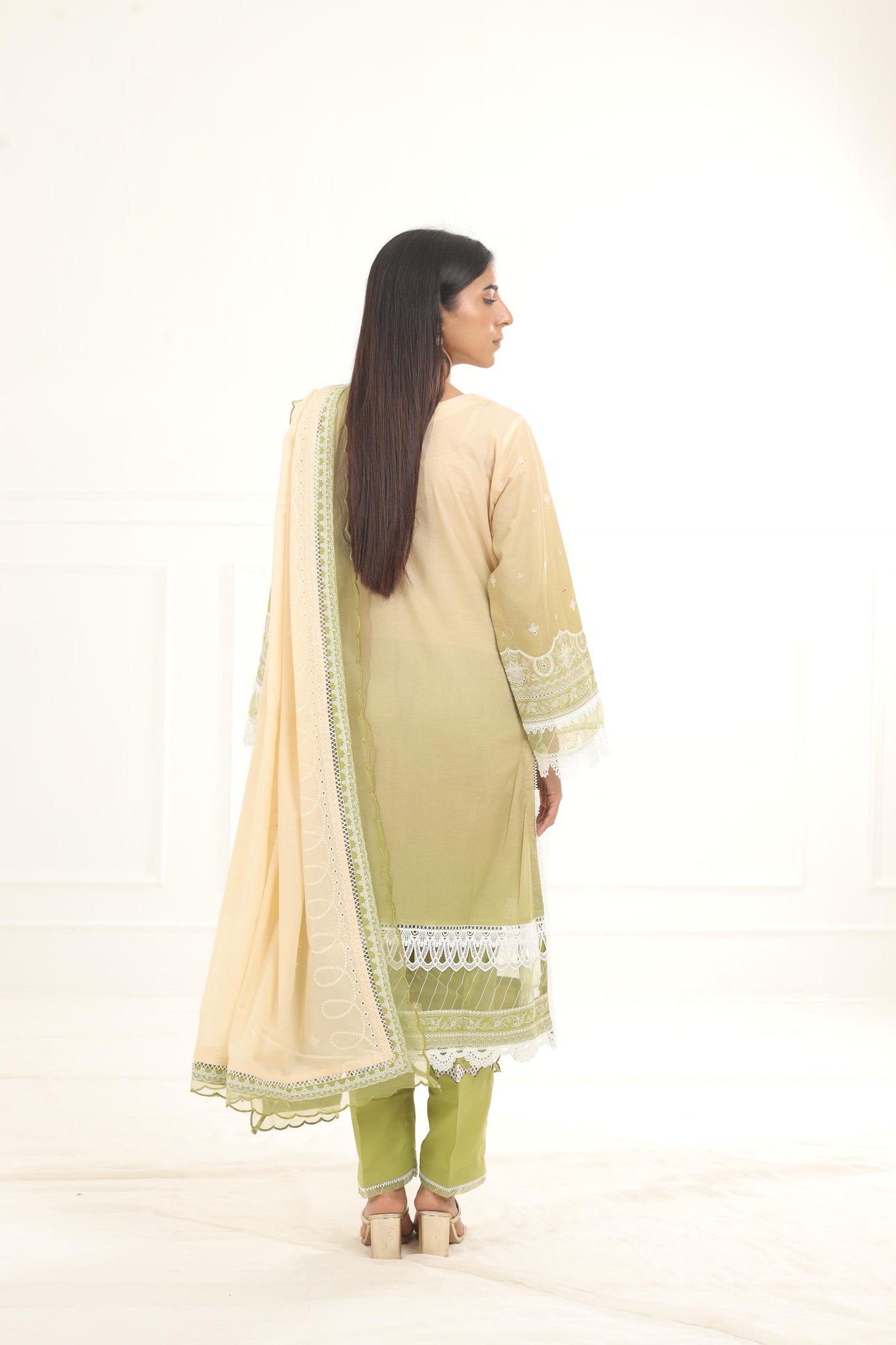 Embroidered Chikankari Yellow Stitched Suit - Zellbury