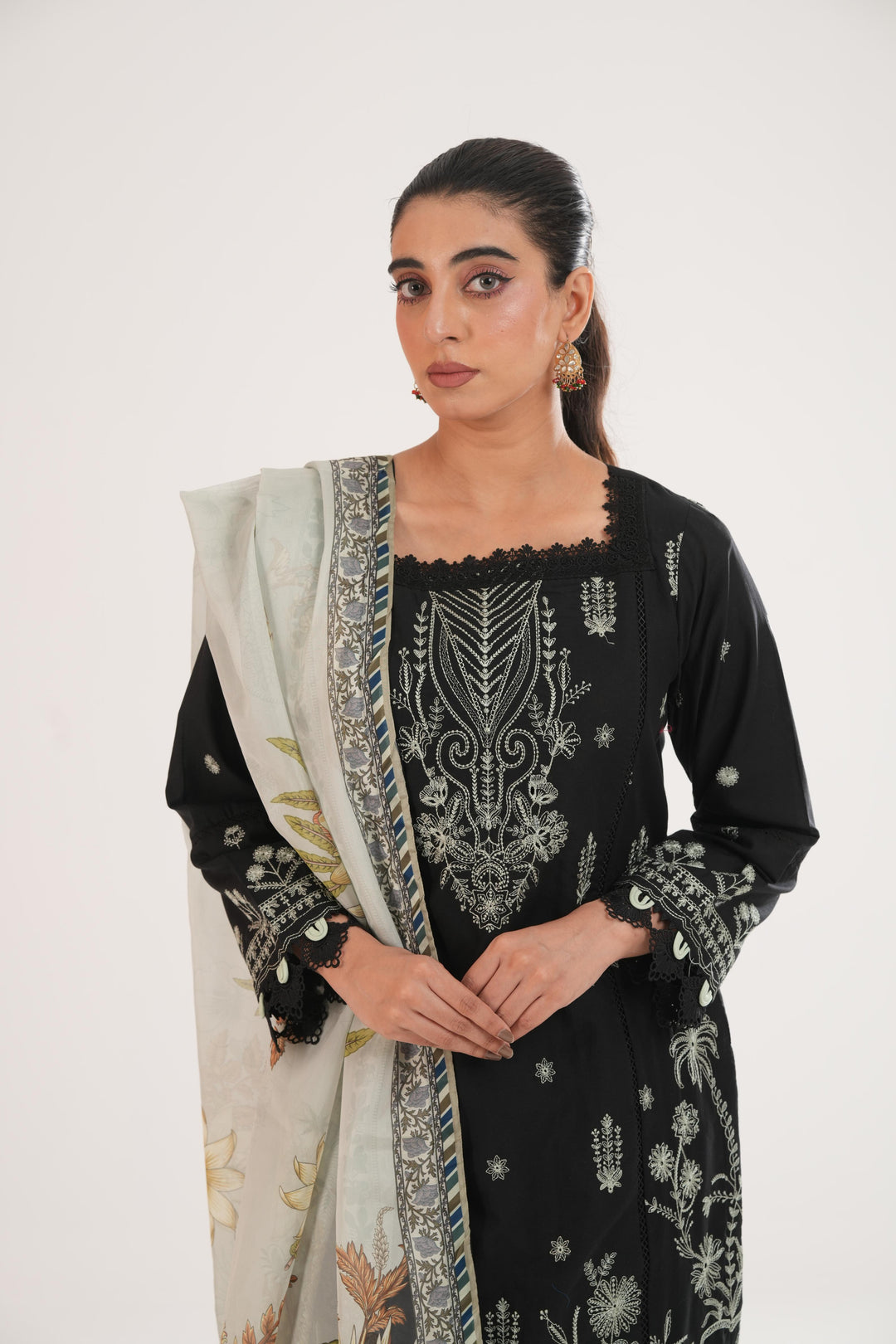Embroidered Lawn Black Stitched Suit - Zellbury