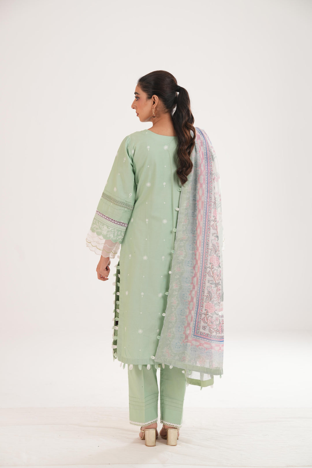 Embroidered Lawn Green Stitched Suit - Zellbury