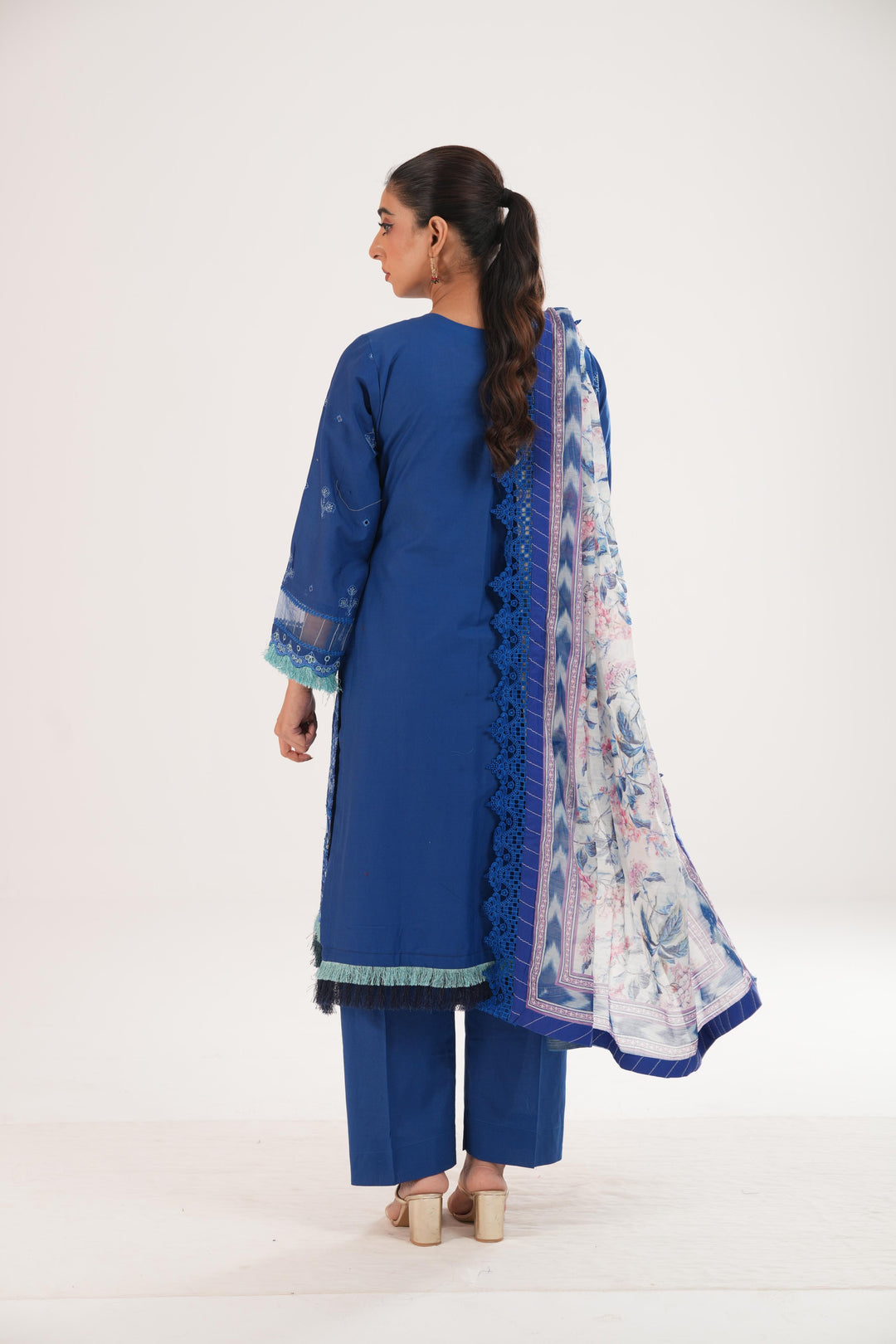 Embroidered Lawn Blue Stitched Suit - Zellbury