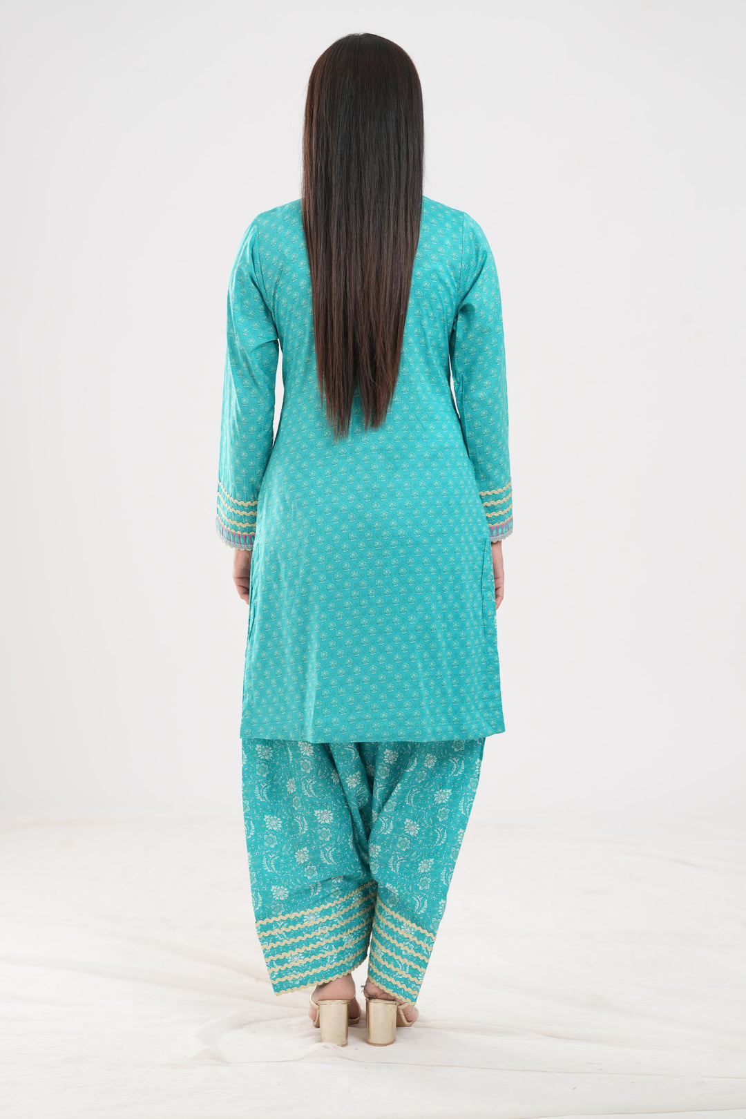 Lawn Cyan Stitched Suit - Zellbury