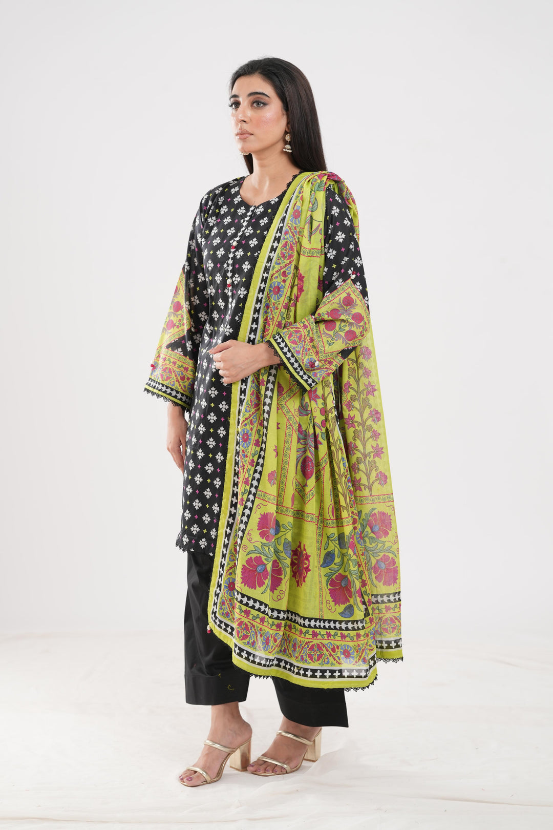 Lawn Black Stitched Suit - Zellbury