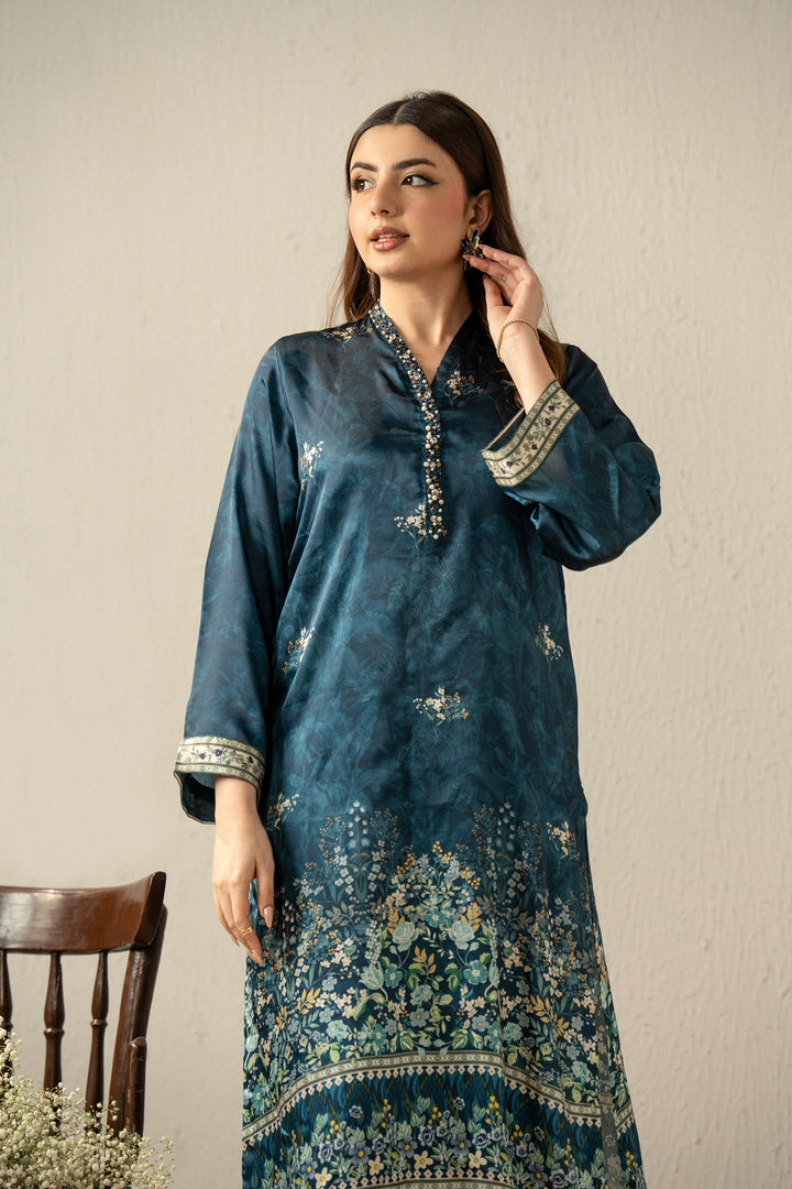 Embellished Silk Teal Stitched Suit - Zeen