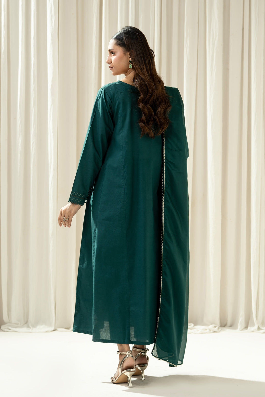 Embroidered Slub Lawn Dark Green Stitched Suit - Zeen