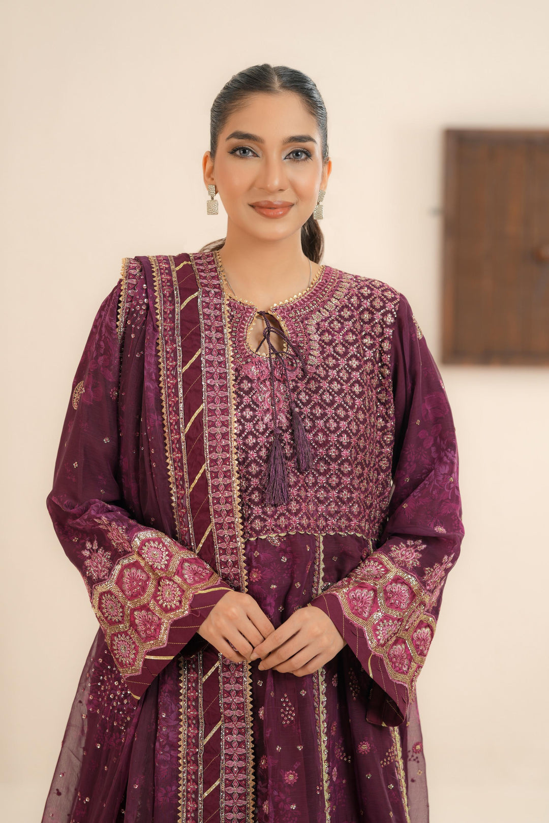 Yawi - Xenia Neoma Formal Stitched