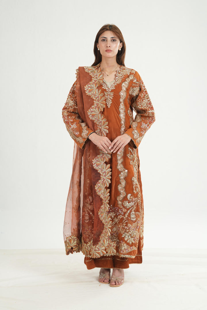 Zavaa - Afrozeh Hayat Stitched