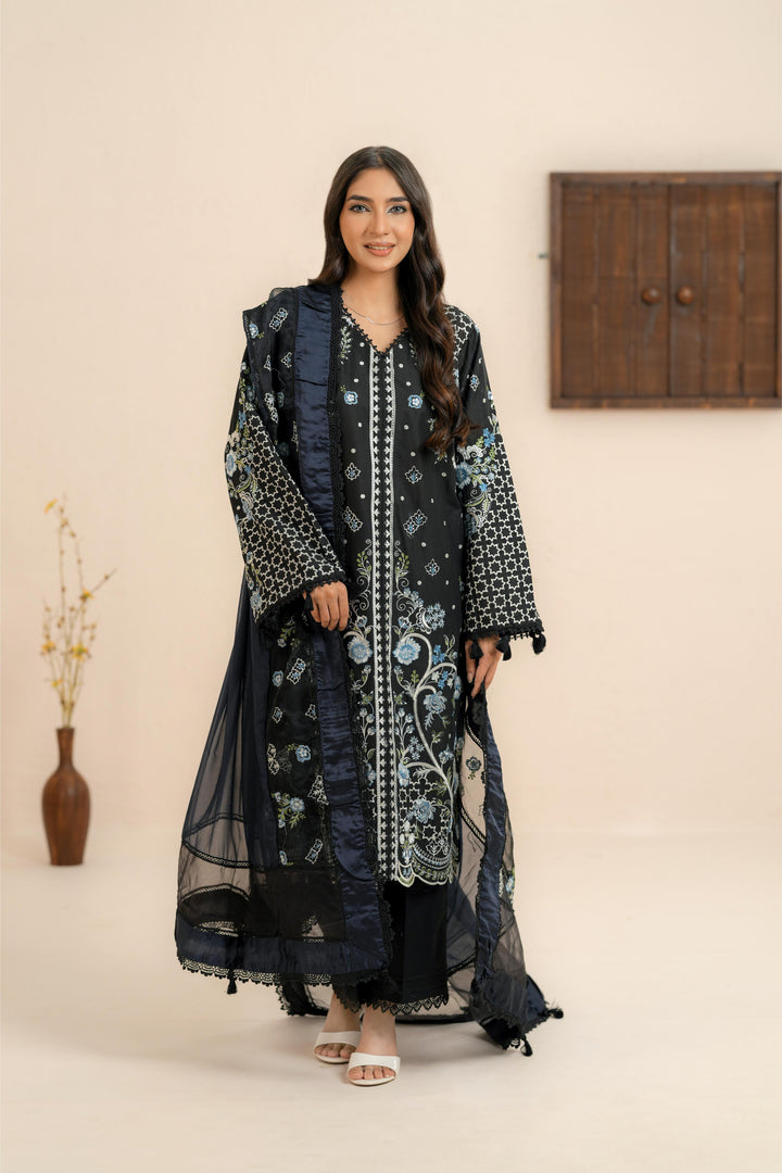 Design 4 - Zariya The Summer Canvas Stitched