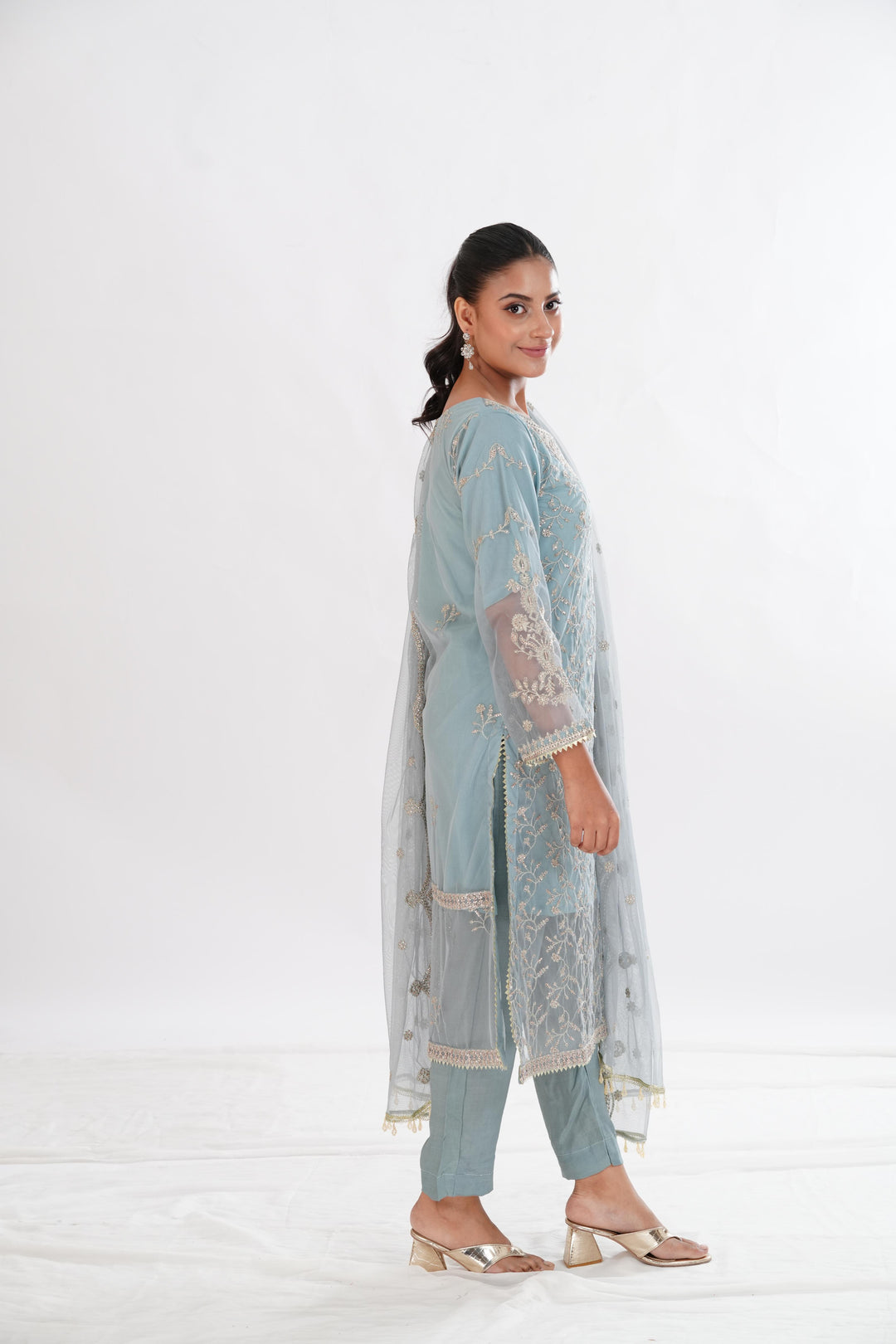 Lydia - Zarif Formal Stitched