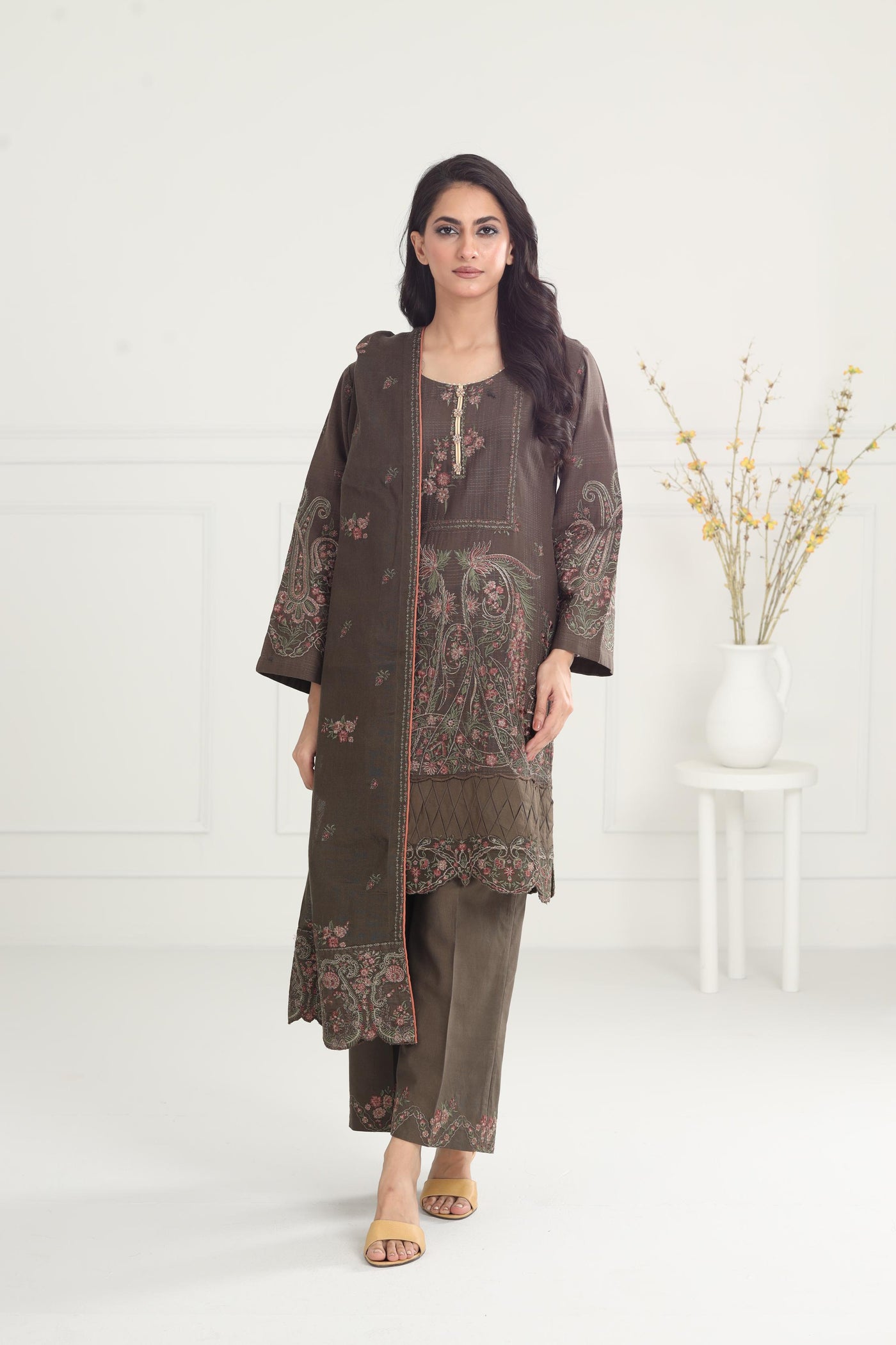 Zohreh-D5 - Zara Shahjahan Winter Stitched