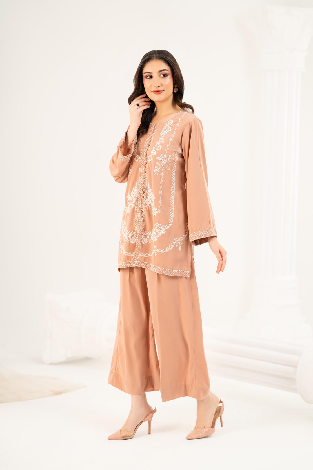 Elira Lace Detail Set