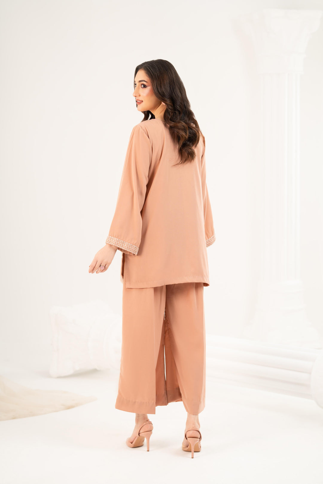 Elira Lace Detail Set
