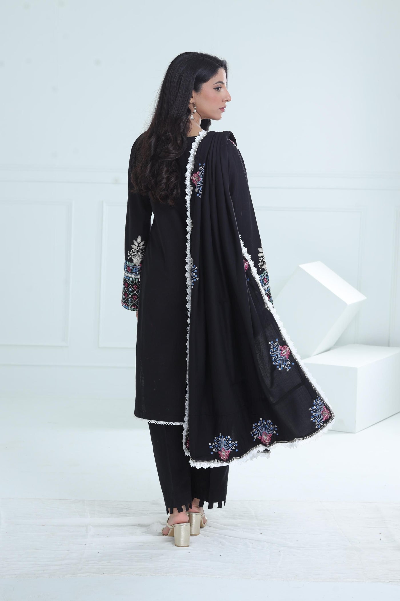 Hazan - Winter Stitched - Zaha by Khadijah Shah