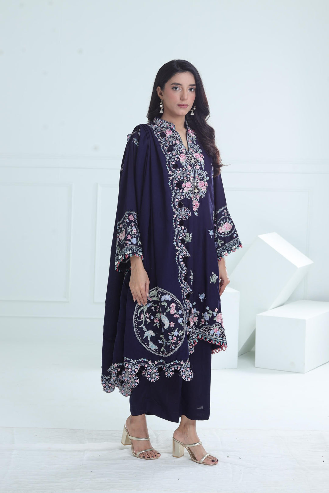 Raqs - Winter Stitched - Zaha by Khadijah Shah