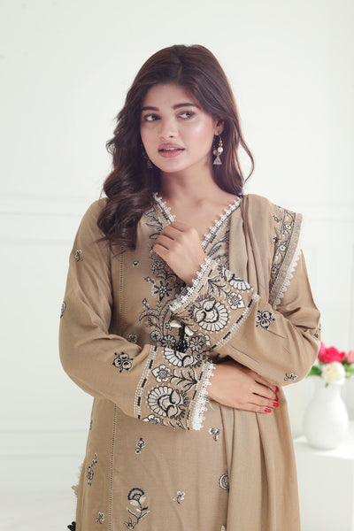 Suzani - Winter Stitched - Zaha by Khadijah Shah