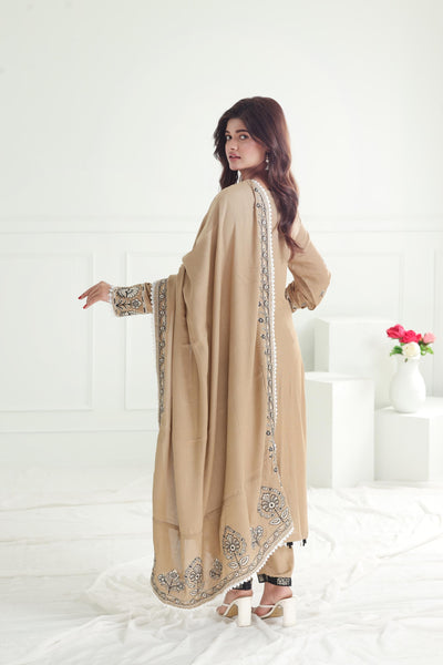 Suzani - Winter Stitched - Zaha by Khadijah Shah