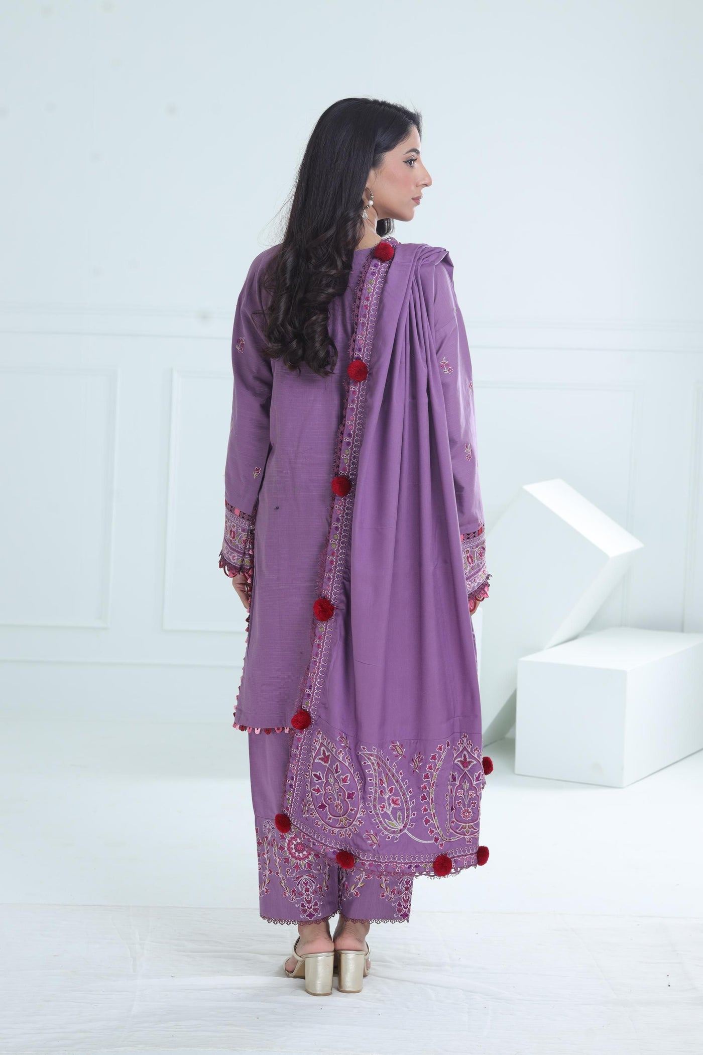 Gulrang - Winter Stitched - Zaha by Khadijah Shah