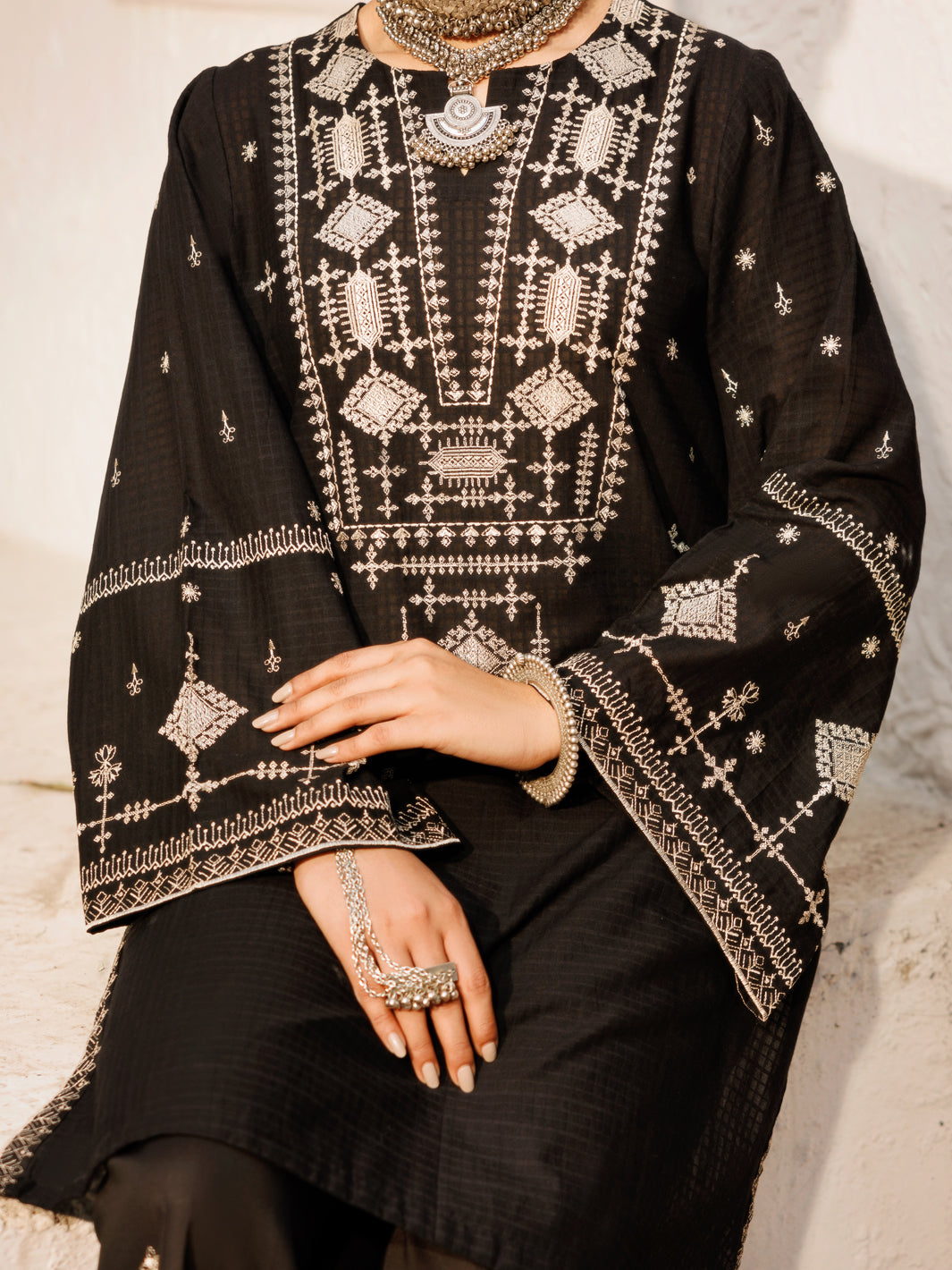 Dobby Black Stitched Suit - Almirah