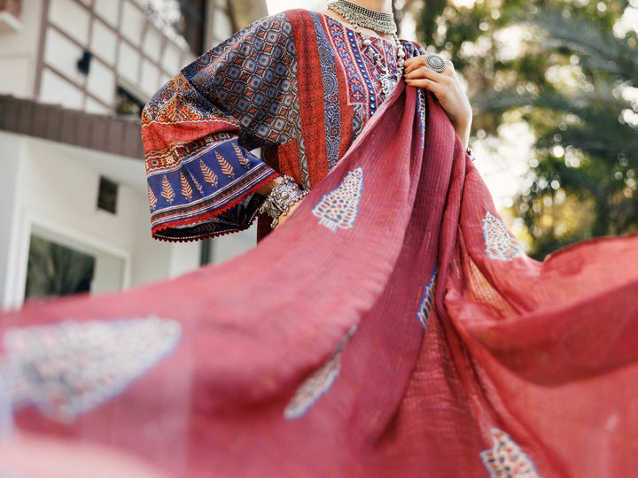 Lawn Maroon Stitched Suit - Almirah