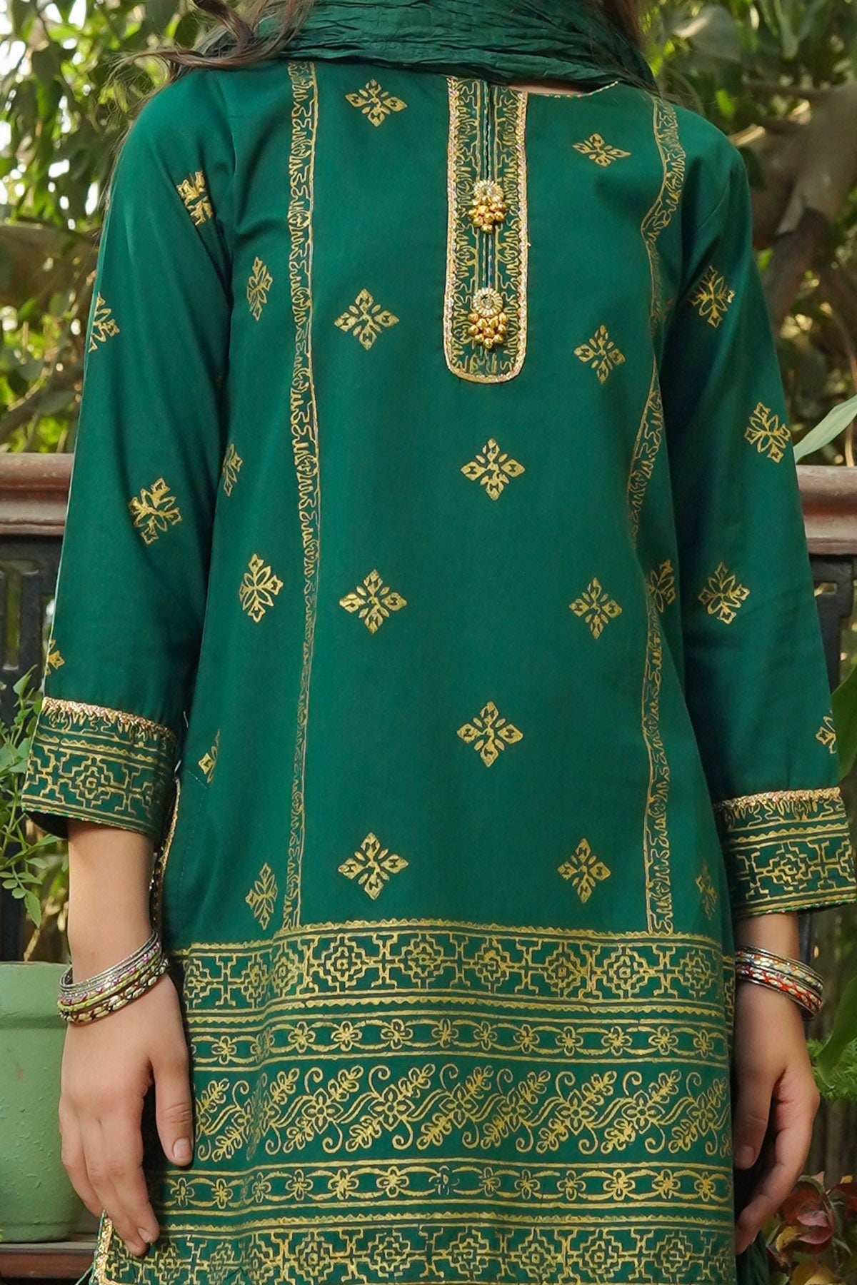 Cotton Printed Parrot Green 3 Piece Stitched Suit - Ochre