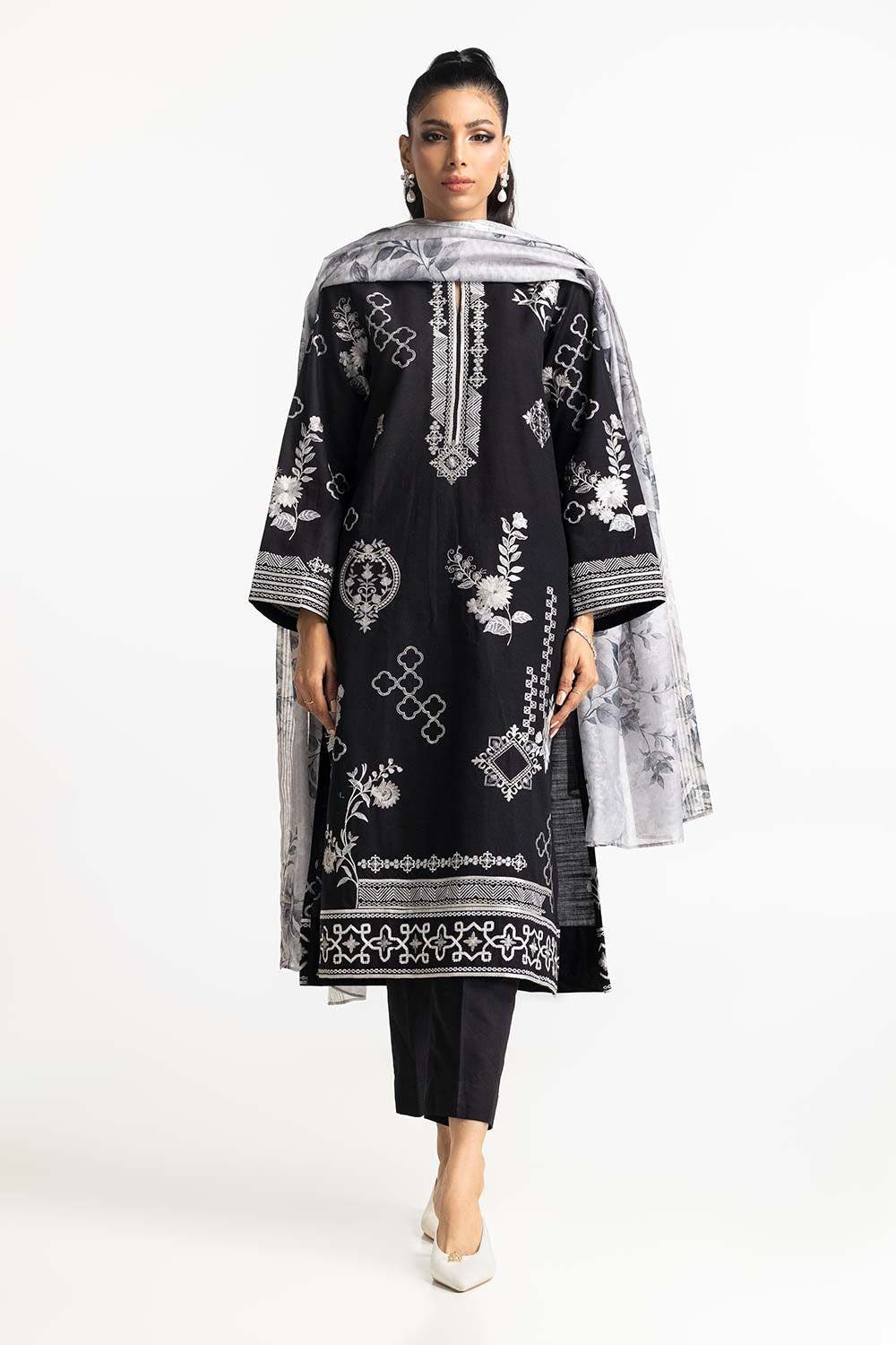 Khaddar Black Stitched Suit - Gul Ahmed