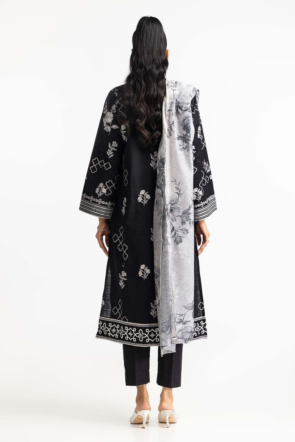 Khaddar Black Stitched Suit - Gul Ahmed