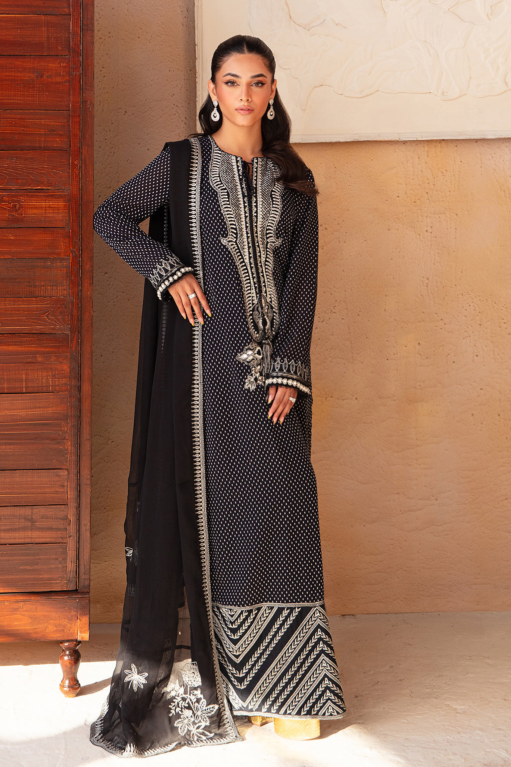 Jacquard Chiffon Black Stitched Suit - Vanya