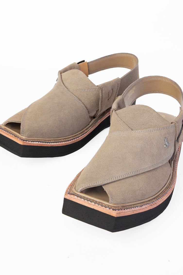 Plain Grey Peshawari Chappal - J. Junaid Jamshed