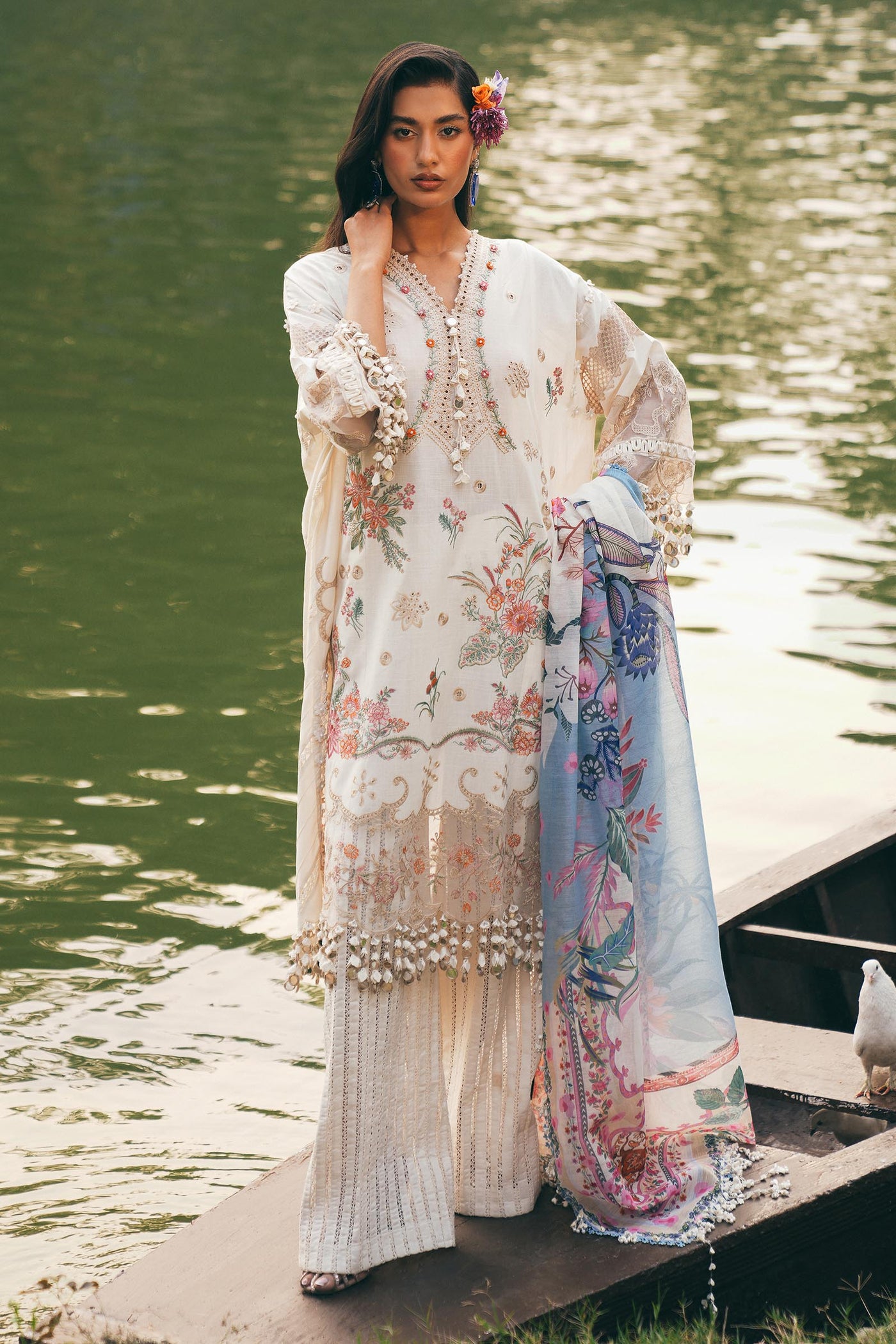 Embroidered Slub Lawn Cream Stitched Suit - Sana Safinaz