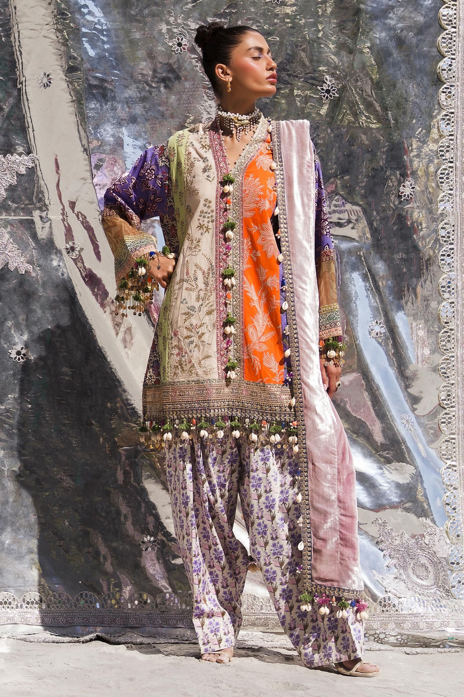 Design 6B - Sana Safinaz Winter Luxury Stitched Collection – Janan
