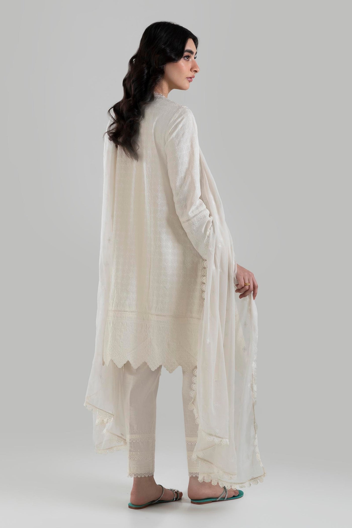 Lawn Off White Stitched Suit - Sana Safinaz