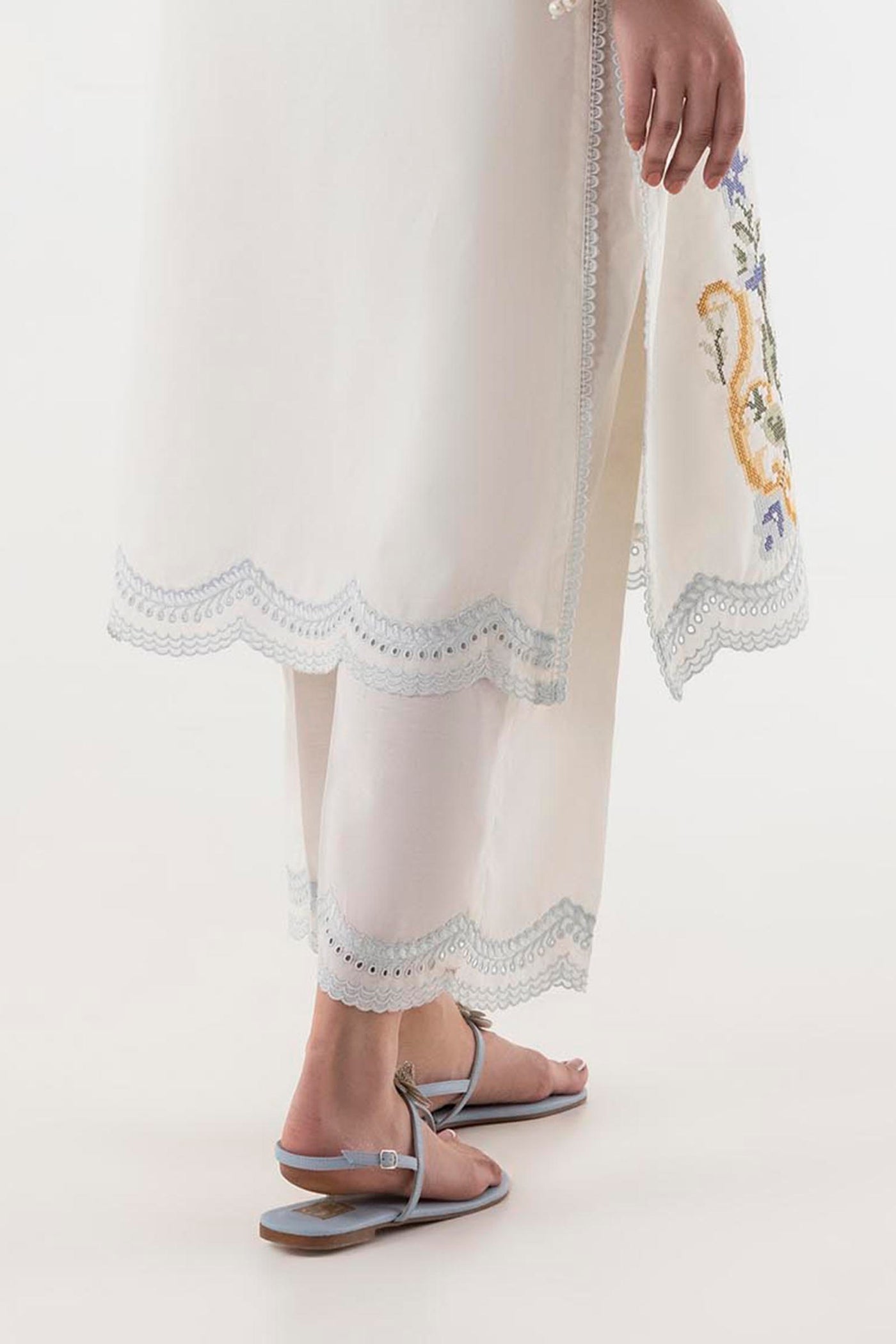 Lawn Cream Trouser - Sana Safinaz